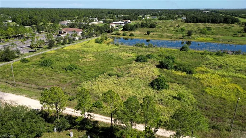 4th Ter, Labelle, Florida 33935