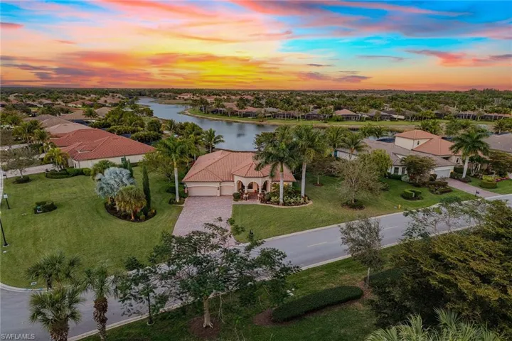 9505 Campanile Cir, Naples, Florida 34114