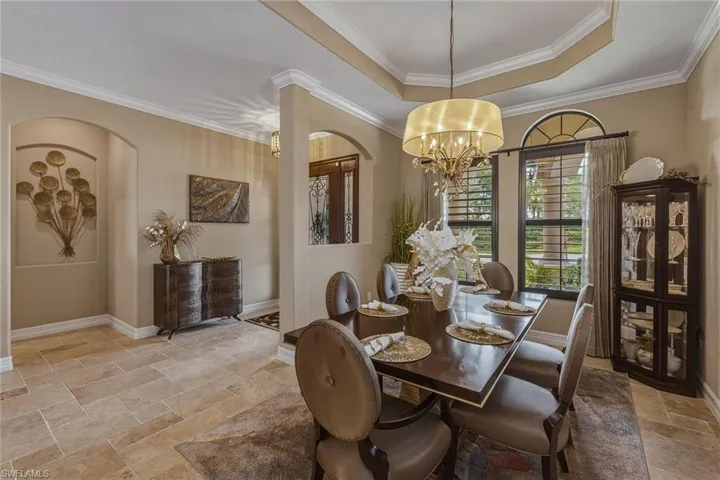 9505 Campanile Cir, Naples, Florida 34114