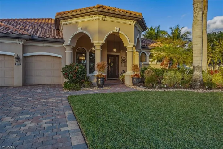 9505 Campanile Cir, Naples, Florida 34114