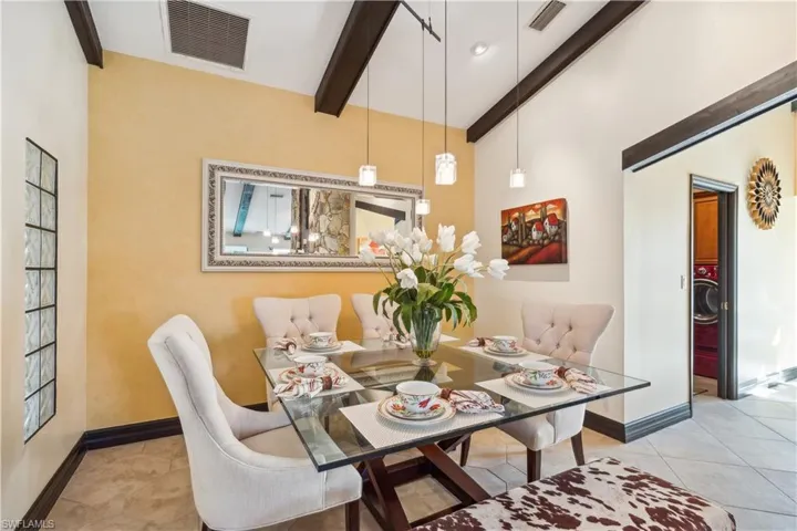 Dining Area - Pendant Lighting