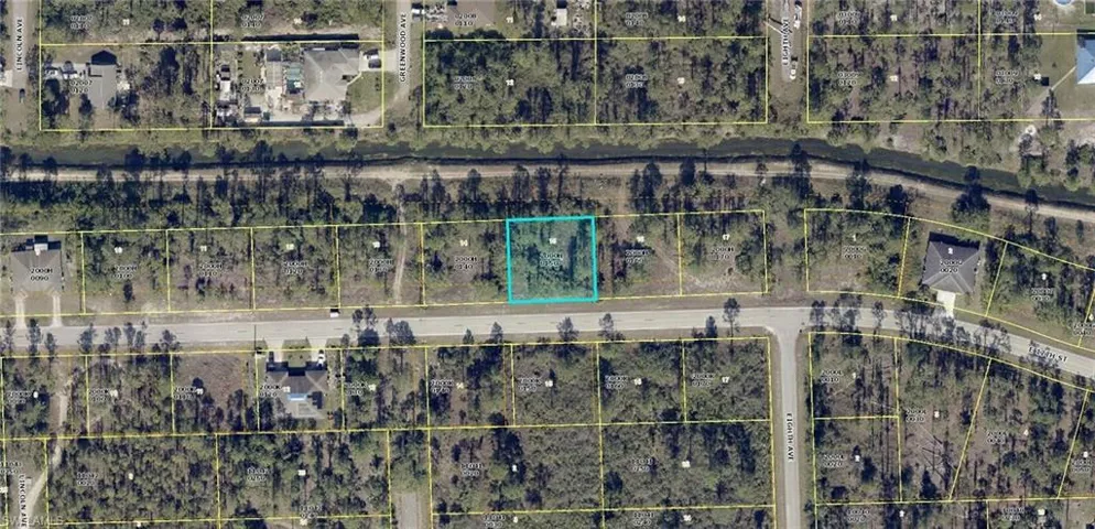 705 E 12th  ST, Lehigh Acres, FL 33972