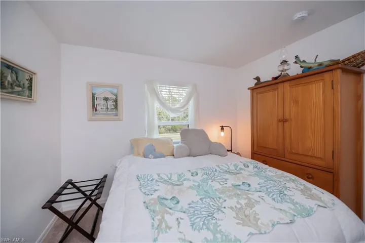 2831 Van Buren Pkwy, Cape Coral Fl 33993