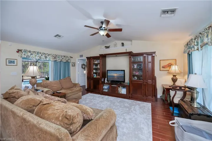 2831 Van Buren Pkwy, Cape Coral Fl 33993