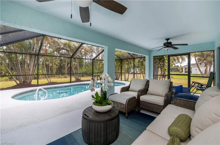 2831 Van Buren Pkwy, Cape Coral Fl 33993