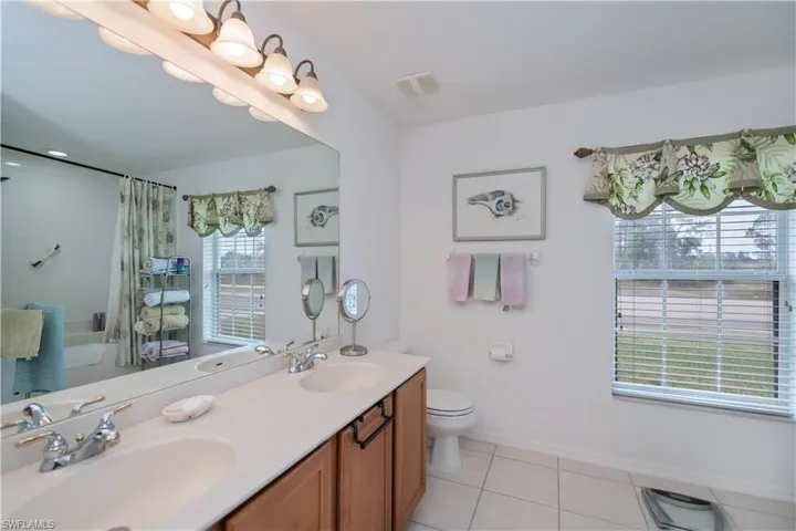 2831 Van Buren Pkwy, Cape Coral Fl 33993