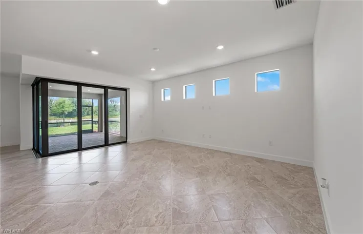 Tray ceiliing, zero corner sliding door.