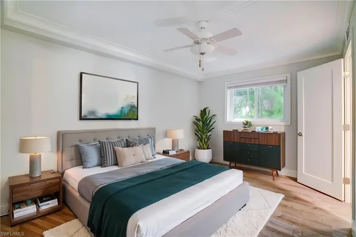 975 9th Ave S 11, Naples, Florida 34102