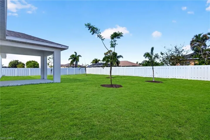 1124 Nw 19th Ave, Cape Coral, Florida 33993