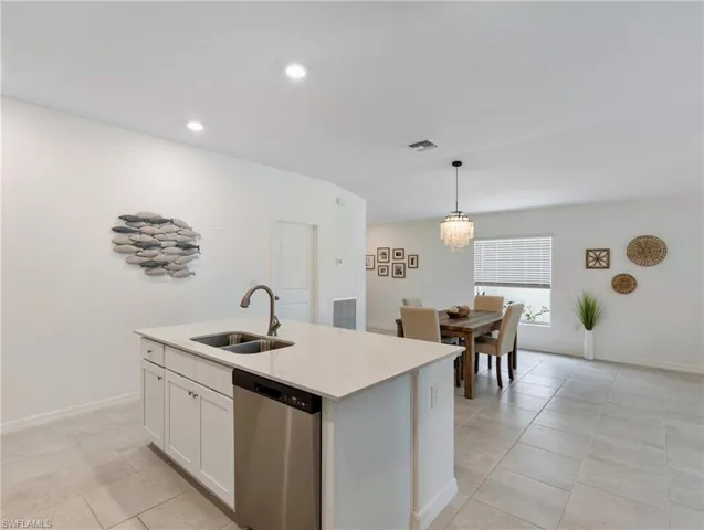 3801 Treasure Oak Way, Fort Myers, Florida 33905