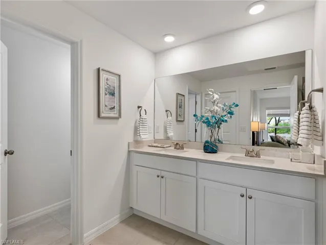 3801 Treasure Oak Way, Fort Myers, Florida 33905