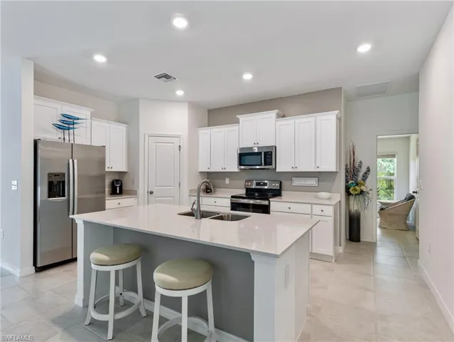 3801 Treasure Oak Way, Fort Myers, Florida 33905