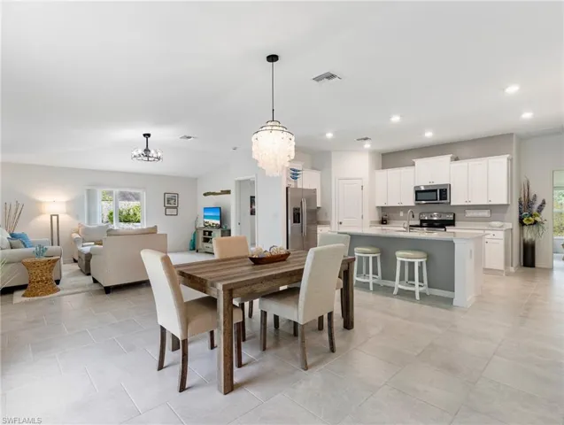 3801 Treasure Oak Way, Fort Myers, Florida 33905