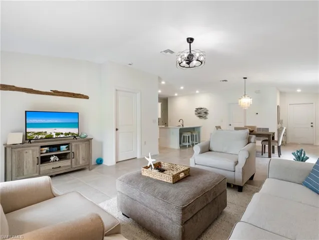 3801 Treasure Oak Way, Fort Myers, Florida 33905