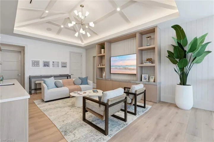 636 Fountainhead Ln, Naples, Florida 34103