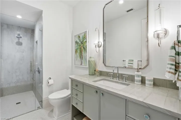 636 Fountainhead Ln, Naples, Florida 34103