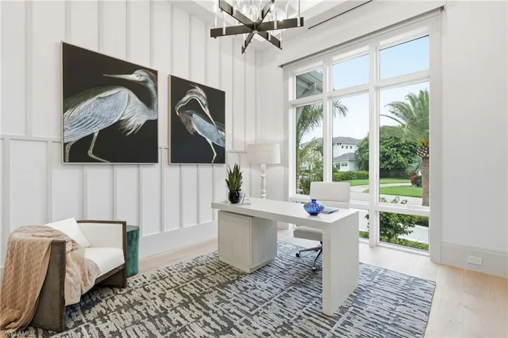 636 Fountainhead Ln, Naples, Florida 34103