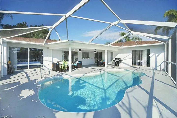 2633 Se 19th Pl, Cape Coral, Florida 33904