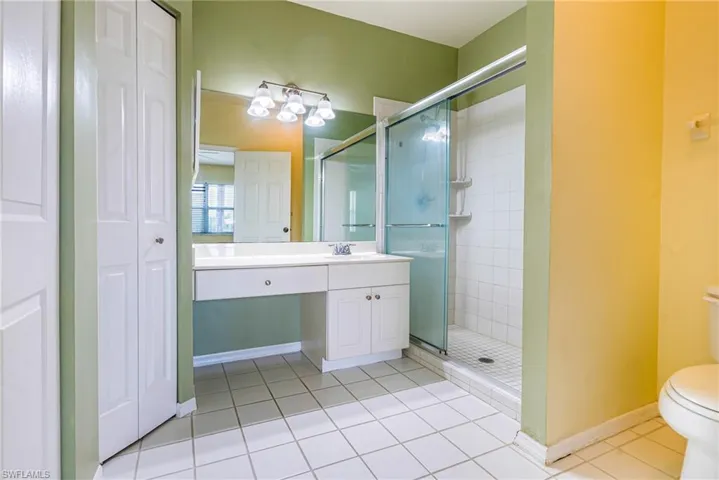 Master Bathroom/Vanity