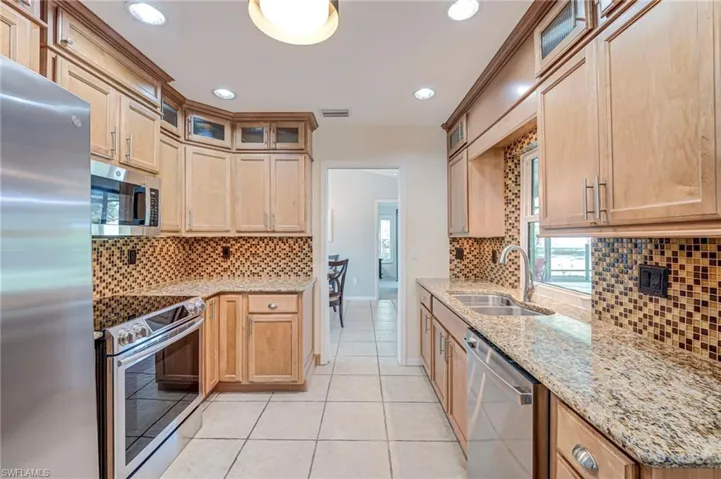 6831 Saint Edmunds Loop, Fort Myers, Florida 33966