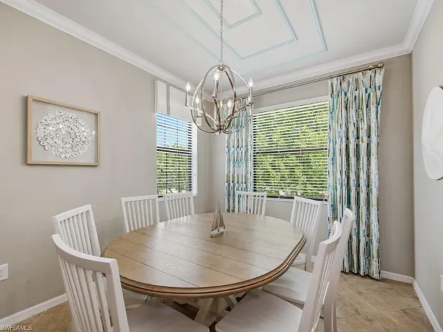 9502 Napoli Ln 26201, Naples, Florida 34113
