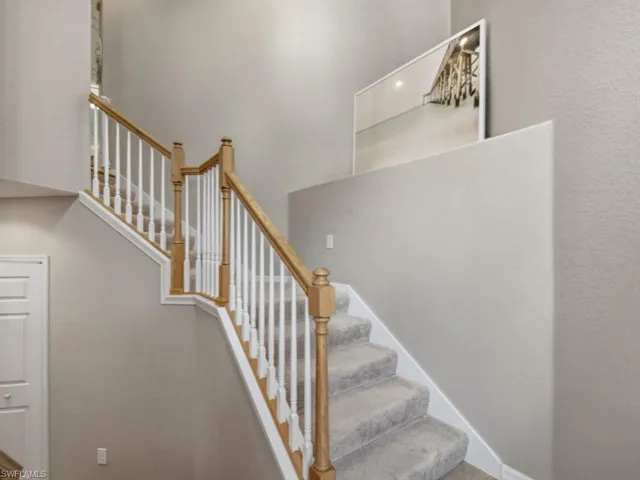9502 Napoli Ln 26201, Naples, Florida 34113