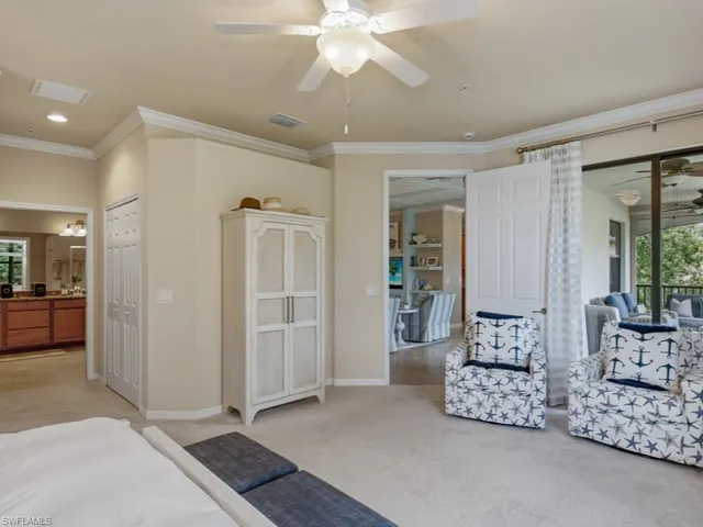 9502 Napoli Ln 26201, Naples, Florida 34113