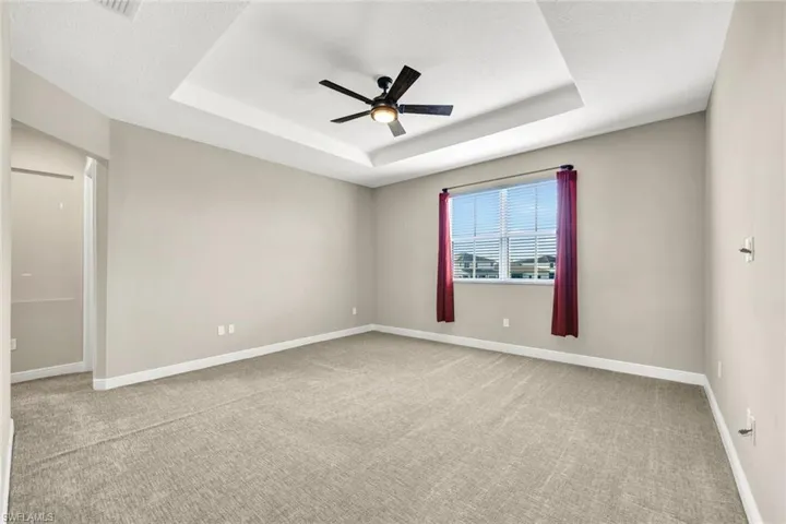 Prmary bedroom