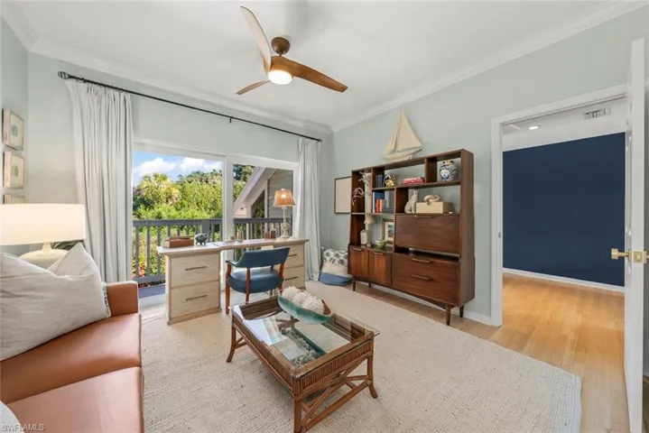 1048 Kings Crown Dr, Sanibel, Florida 33957
