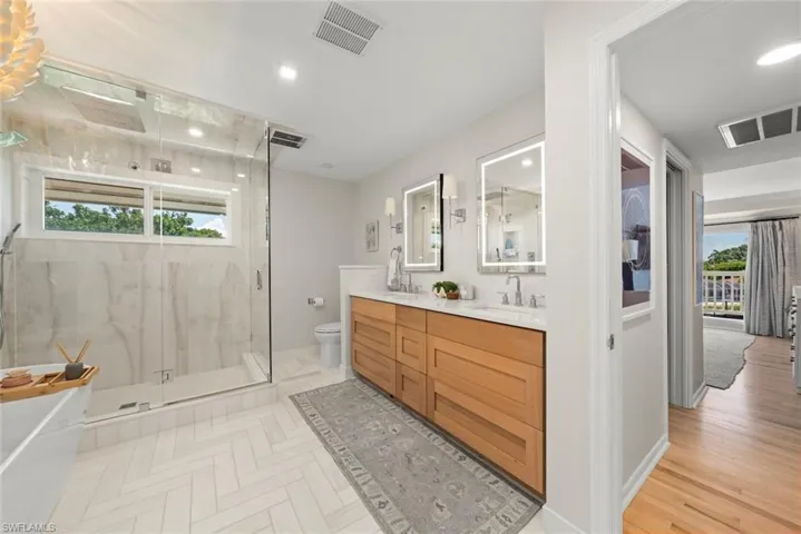 1048 Kings Crown Dr, Sanibel, Florida 33957