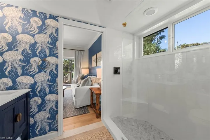 1048 Kings Crown Dr, Sanibel, Florida 33957