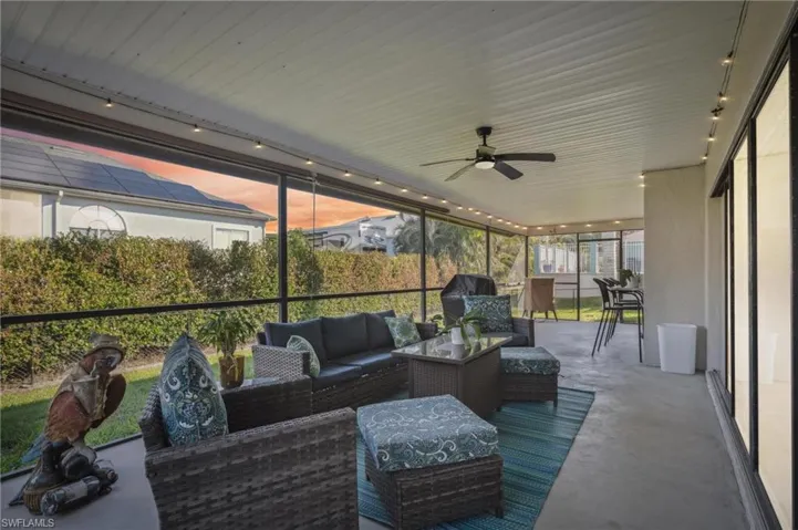 17585  Moorfield  DR, Fort Myers, FL 33908