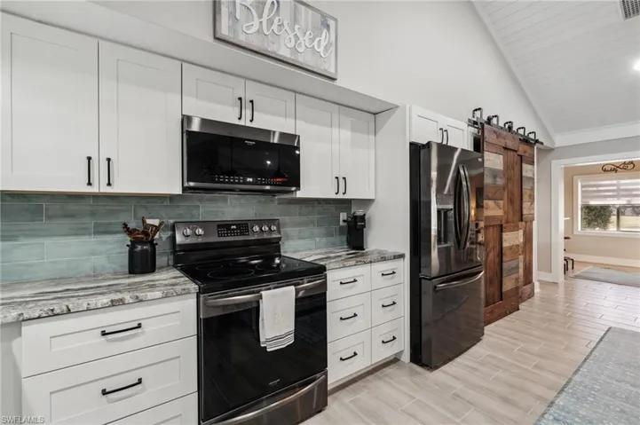 17585  Moorfield  DR, Fort Myers, FL 33908