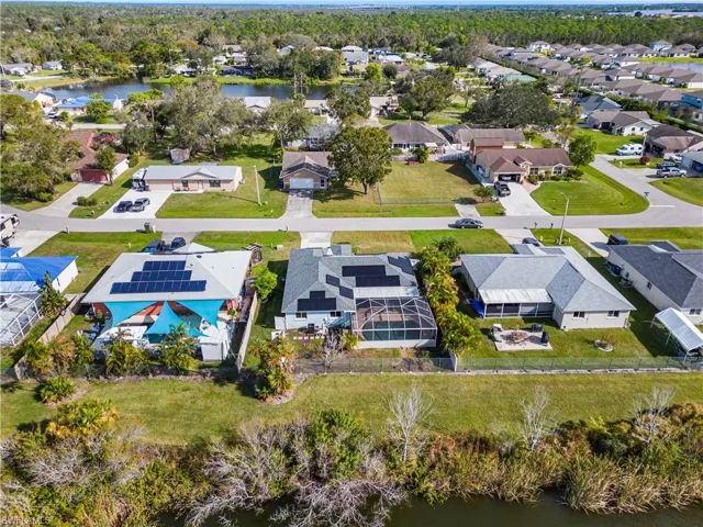 16267  Horizon  RD, North Fort Myers, FL 33917