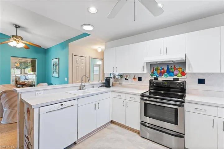 16267  Horizon  RD, North Fort Myers, FL 33917