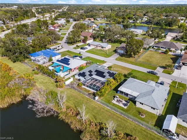16267  Horizon  RD, North Fort Myers, FL 33917