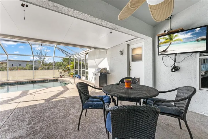 16267  Horizon  RD, North Fort Myers, FL 33917