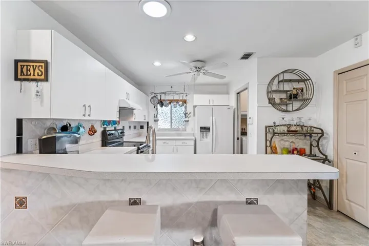 16267  Horizon  RD, North Fort Myers, FL 33917