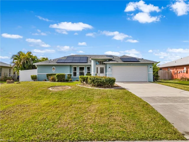 16267  Horizon  RD, North Fort Myers, FL 33917