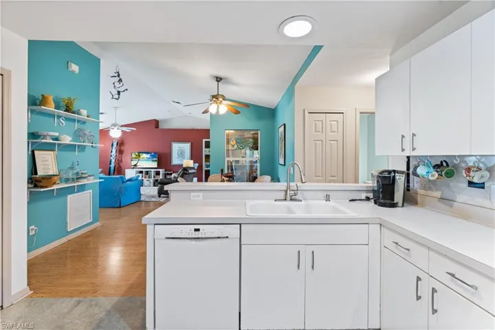 16267  Horizon  RD, North Fort Myers, FL 33917