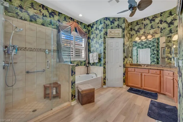 2111 Grove Dr, Naples, Florida 34120