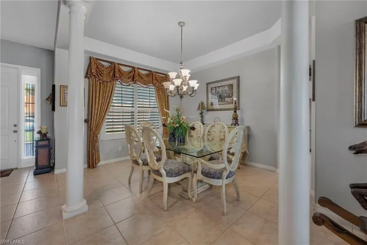 2111 Grove Dr, Naples, Florida 34120
