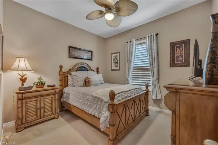 2111 Grove Dr, Naples, Florida 34120