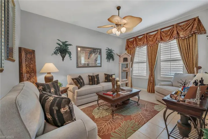2111 Grove Dr, Naples, Florida 34120