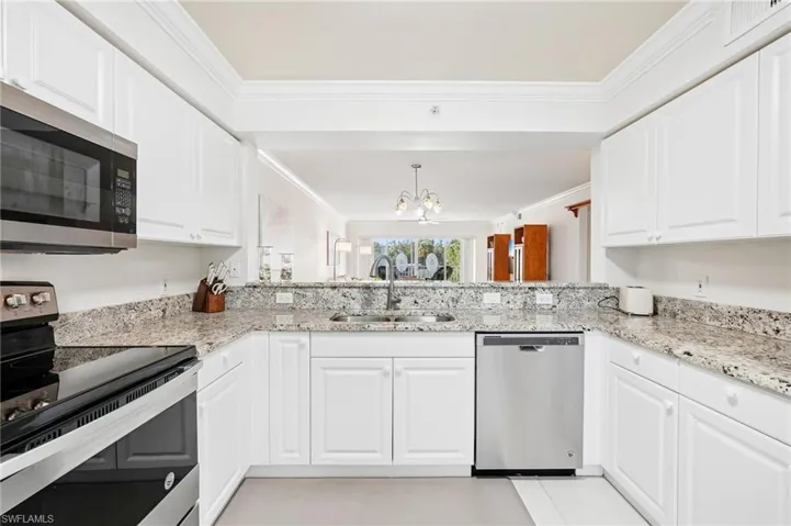 1100 Eastham Way 207, Naples, Florida 34104
