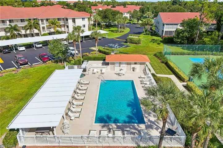 1100 Eastham Way 207, Naples, Florida 34104
