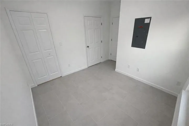 4202 E 30th  ST, Alva, FL 33920