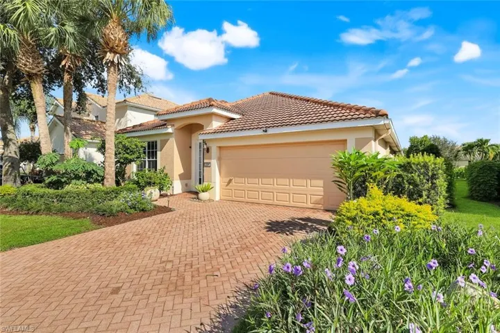 2095 Sagebrush Cir, Naples, Florida 34120