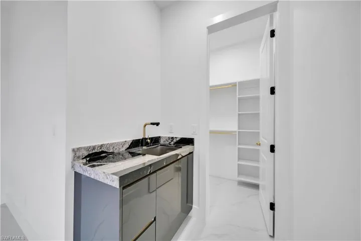 2020 Santa Barbara Blvd N, Cape Coral, Florida 33993