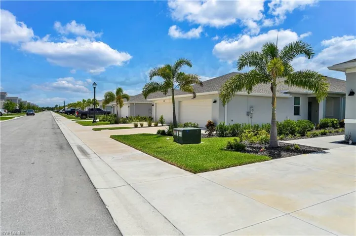20545 Hazelnut Ct S, Lehigh Acres, Florida 33976